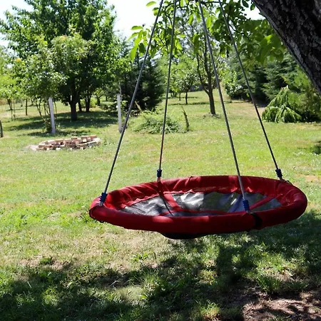 Rokavar Vendeghaz 펜션 Csanig