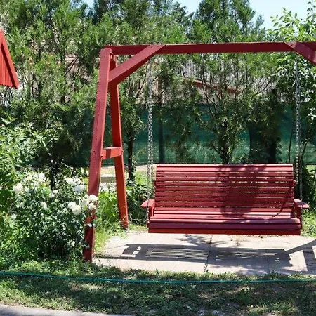 Rokavar Vendeghaz * Csanig